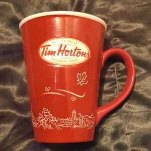 2010 Tim Hortons #010 Always Fresh Toujours Frais Red Skyline coffee mug.